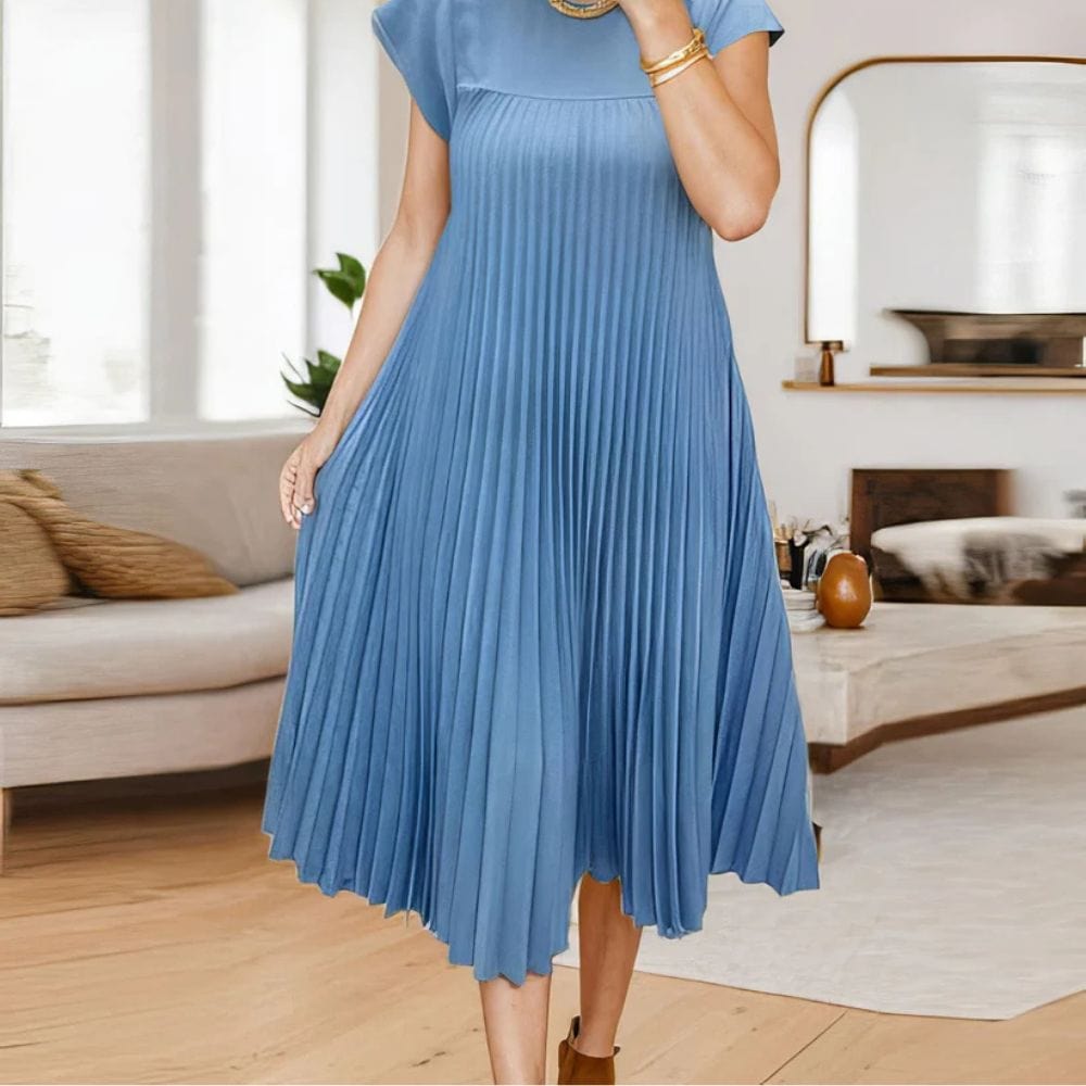Robe plissée élégante