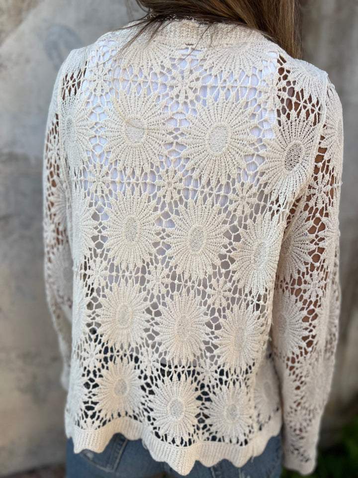Chelse | Hollow Out Tops