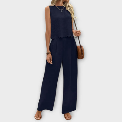Ensemble été deux pièces chic – Gilet à pétales et pantalon femme
