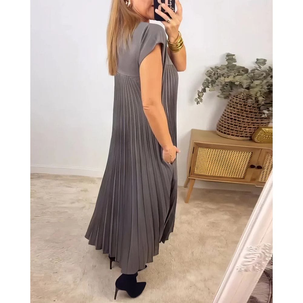 Robe plissée élégante