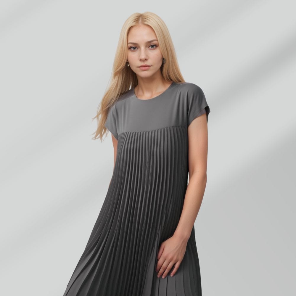 Robe plissée élégante