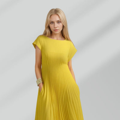 Robe plissée élégante
