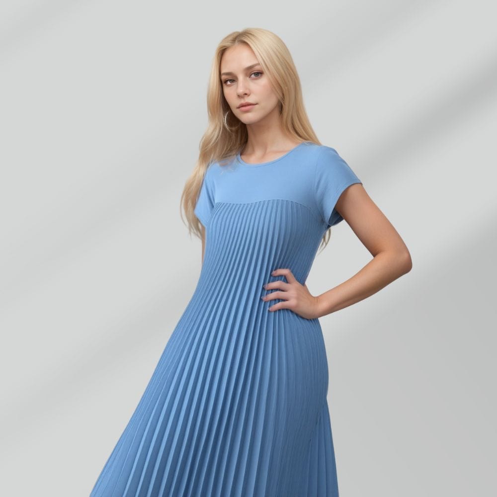 Robe plissée élégante