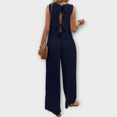Ensemble été deux pièces chic – Gilet à pétales et pantalon femme