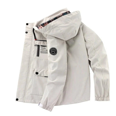 WildTrail™ – Veste Résistante & Isolante