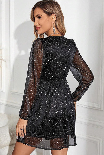 Livia™ | Robe Éblouissante en Tulle Scintillant avec Manches Longues