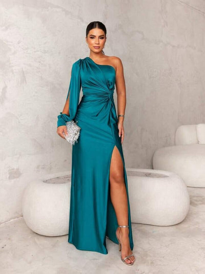 Victoria™ | Robe en soie élégante avec fente raffinée